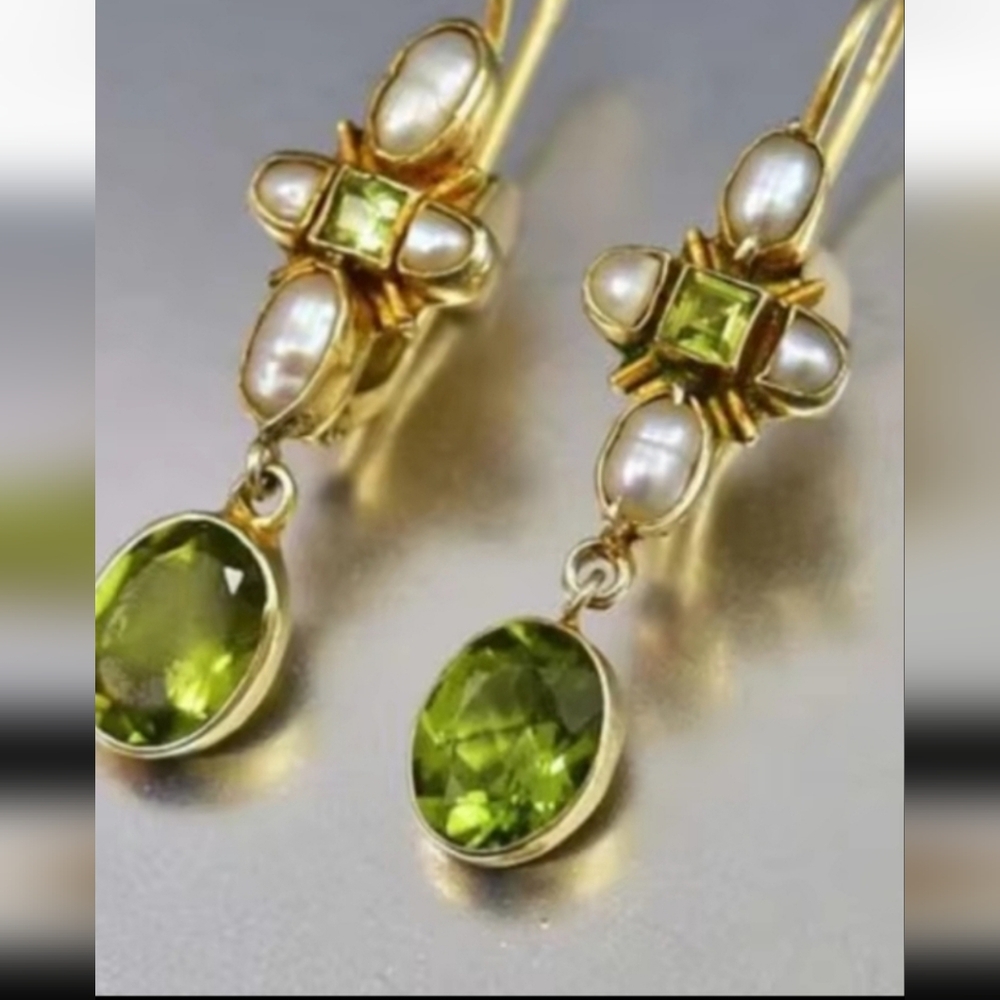 Vintage Pearl and Natural Green Stone ((PRICE DROPPED))